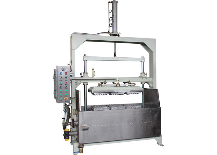 Máquina de la bandeja de la pulpa de la fabricación de la bandeja del huevo/equipo adaptables 600Pcs/H