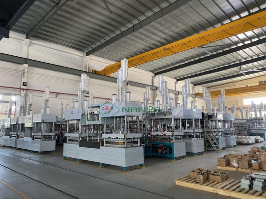 Línea de producción de utensilios de mesa para moldeo de pulpa en Vietnam e India