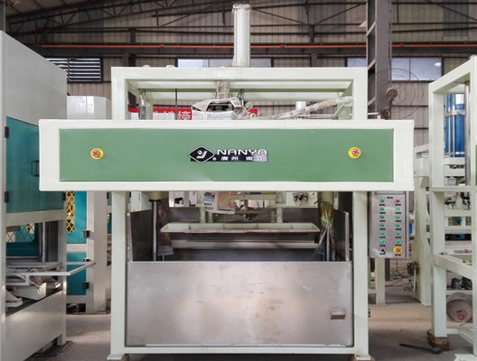 700Pcs/máquina del cartón del huevo de H que intercambia el tipo de formación 3-4 personas